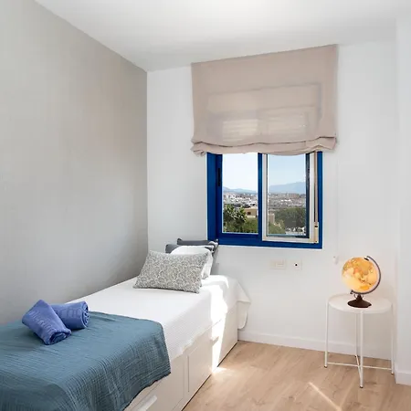 Urban Nest By Interhome * Εστεπόνα