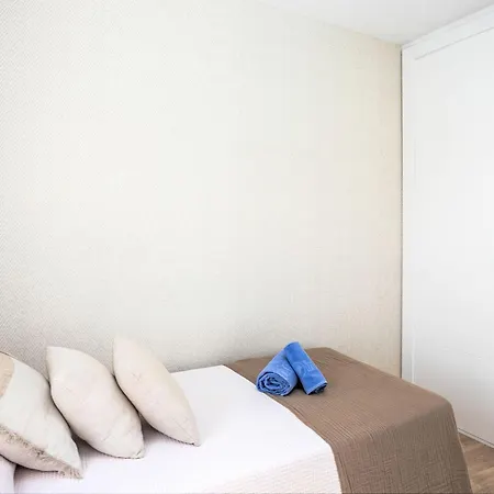Urban Nest By Interhome Apartman
